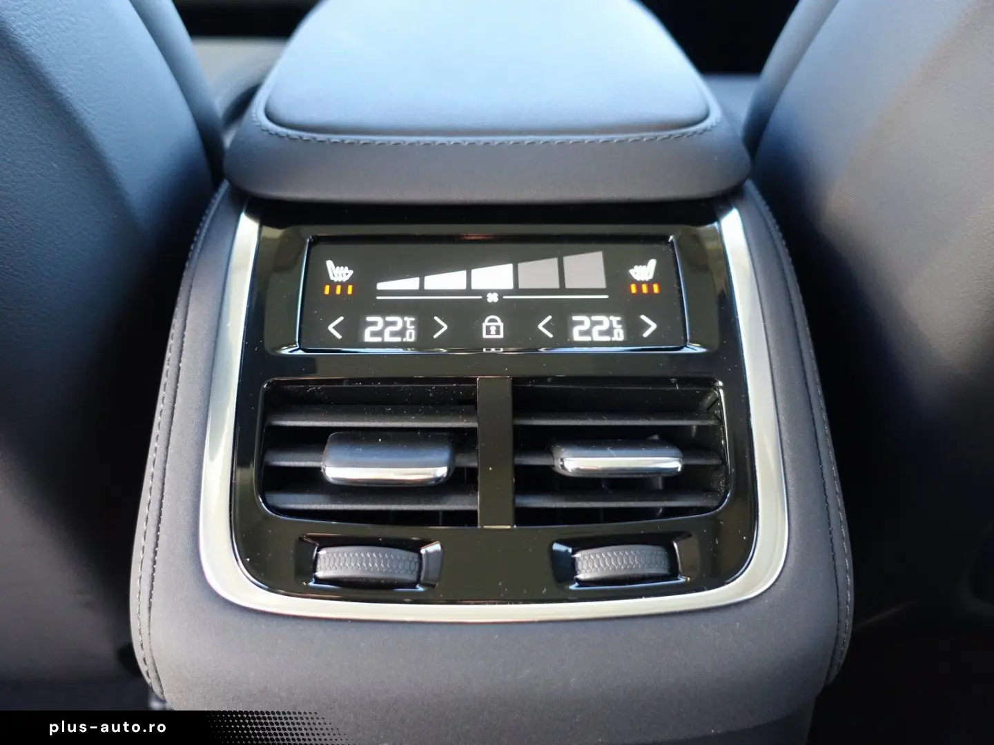 XC90 Plus T8 AWD Plug-in Hybrid 360  Ventilation