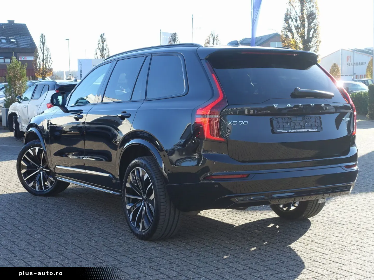 XC90 Plus Dark T8 AWD Plug-in Hybrid PANO FOUR-C