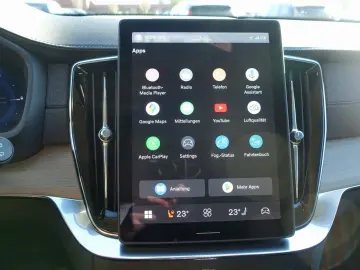 XC90 Plus Dark T8 AWD Plug-in Hybrid PANO FOUR-C