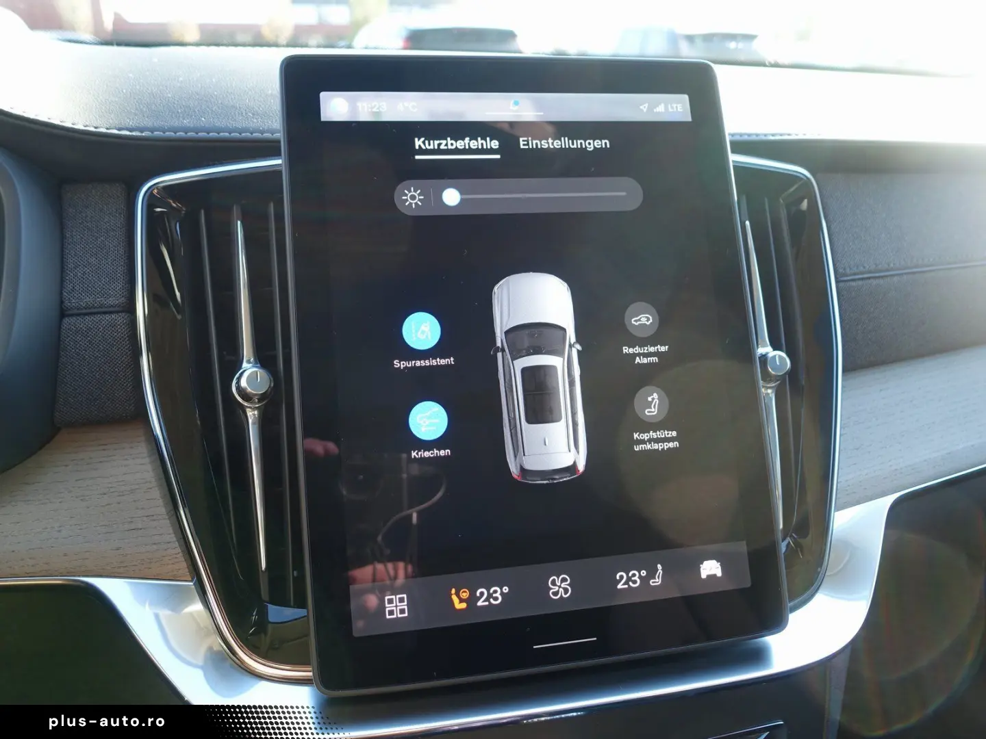 XC90 Plus Dark T8 AWD Plug-in Hybrid PANO FOUR-C