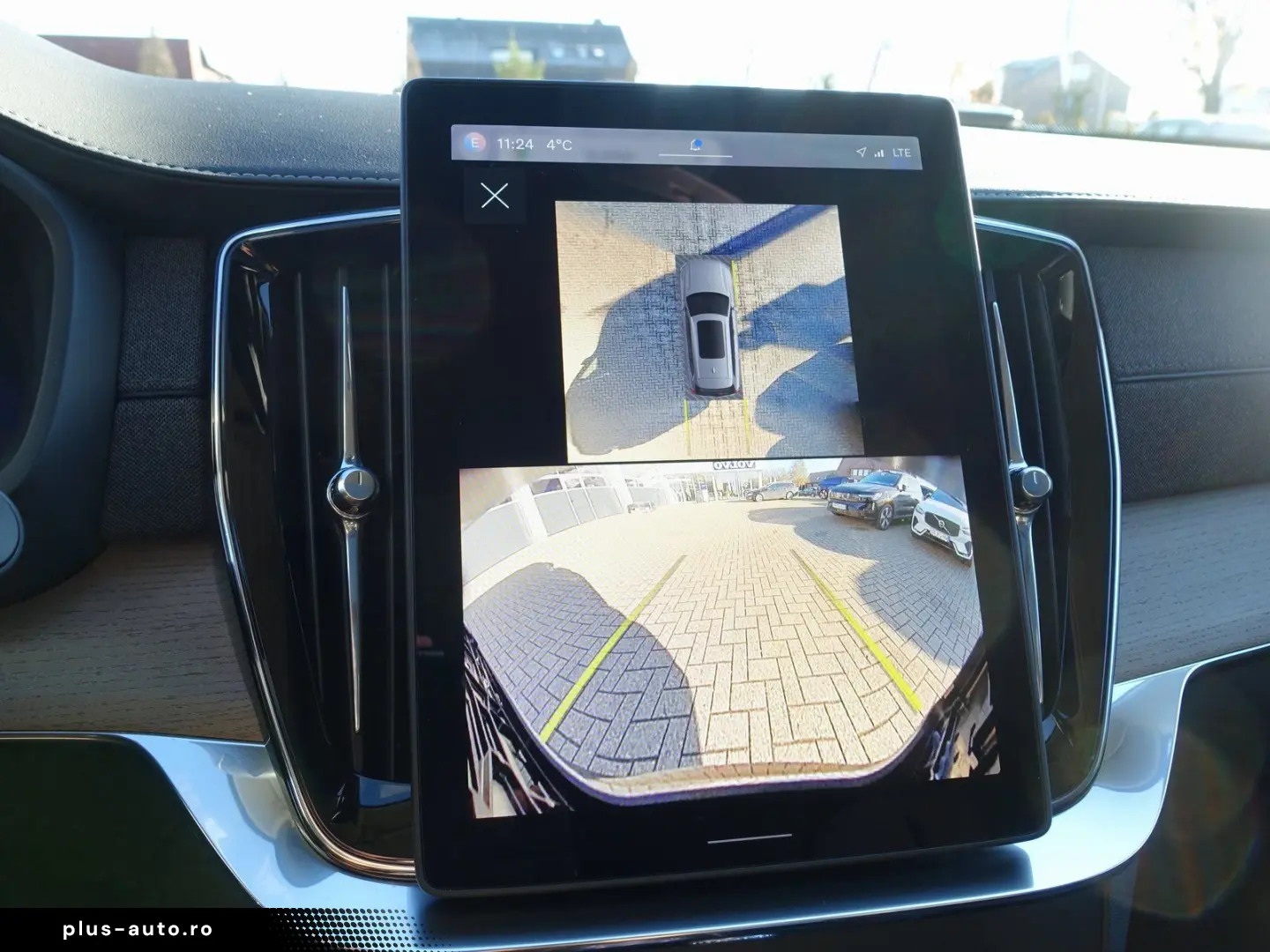 XC90 Plus Dark T8 AWD Plug-in Hybrid PANO FOUR-C