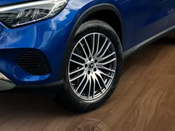 GLC 220 d 4M Avantgarde AHK Pano Distr AdvSound