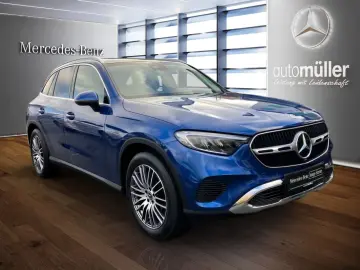 GLC 220 d 4M Avantgarde AHK Pano Distr AdvSound