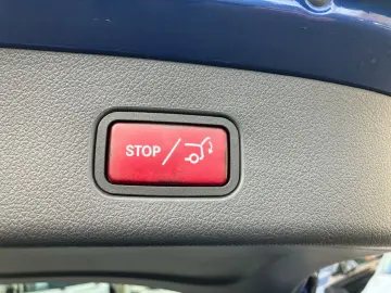 GLC 220 d 4M Avantgarde AHK Pano Distr AdvSound