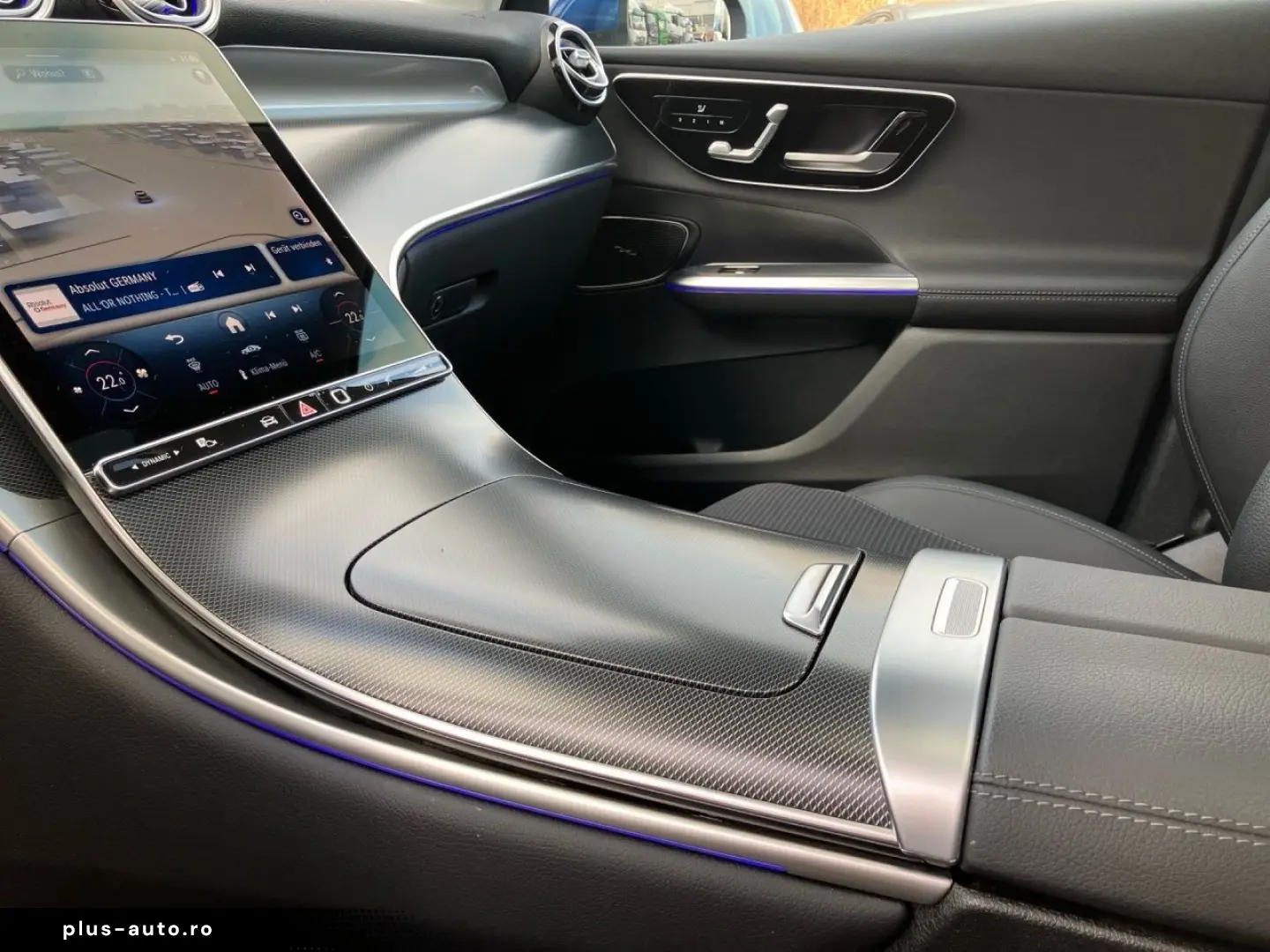 GLC 220 d 4M Avantgarde AHK Pano Distr AdvSound