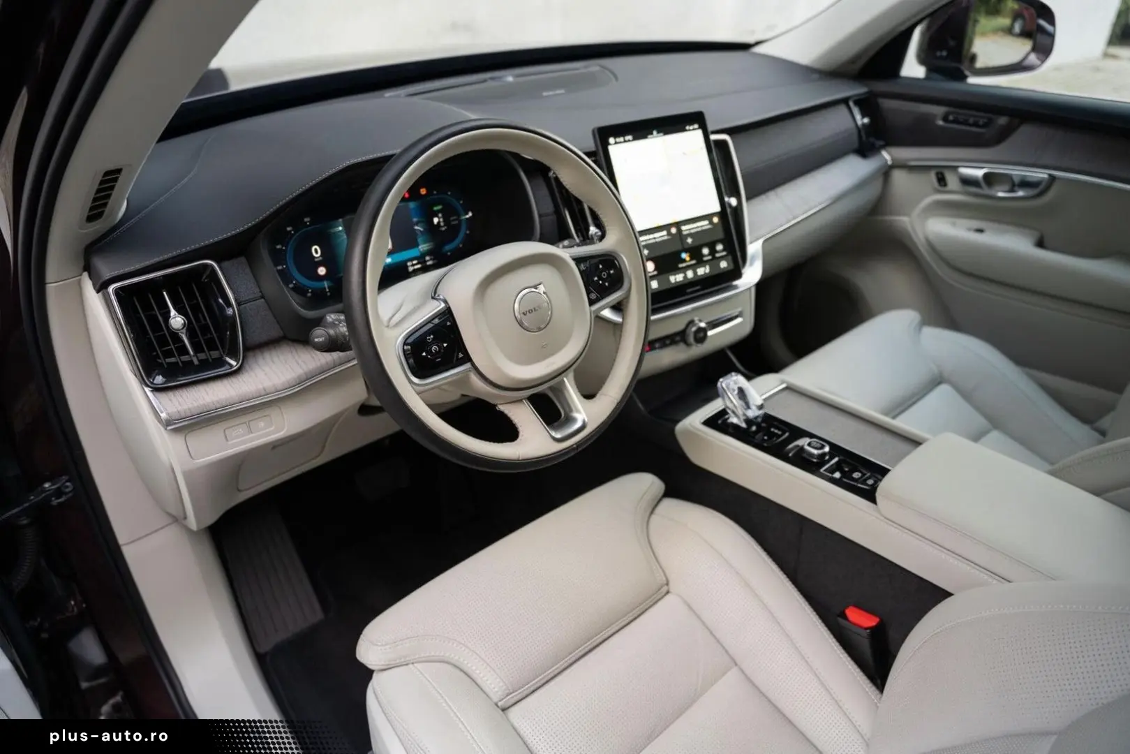 XC90 2.0 T8 AWD Plus Bright AirSusp Ventilation 360