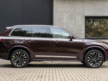 XC90 2.0 T8 AWD Plus Bright AirSusp Ventilation 360