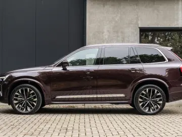 XC90 2.0 T8 AWD Plus Bright AirSusp Ventilation 360