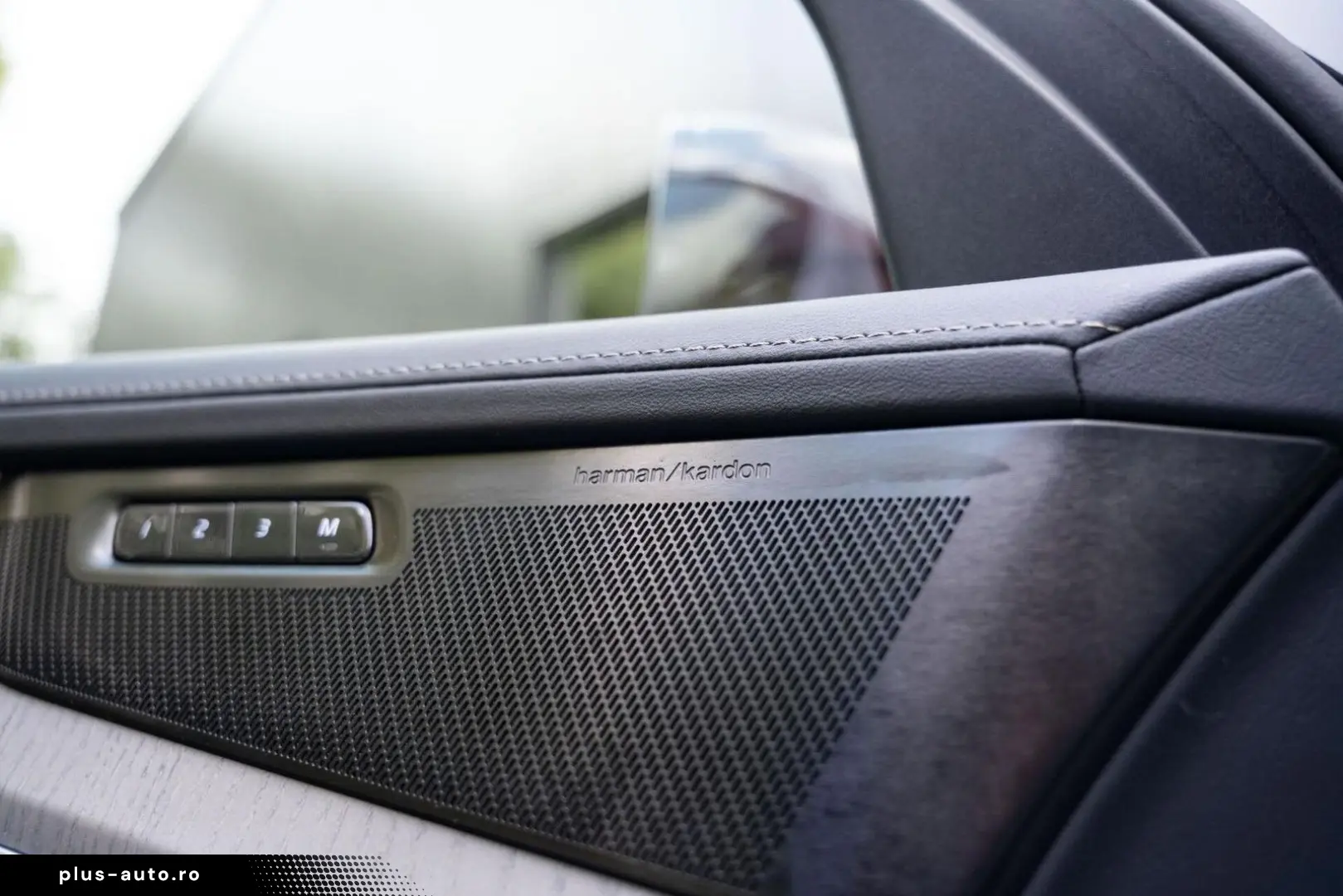 XC90 2.0 T8 AWD Plus Bright AirSusp Ventilation 360