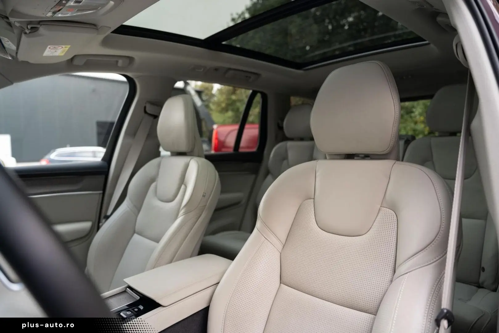 XC90 2.0 T8 AWD Plus Bright AirSusp Ventilation 360