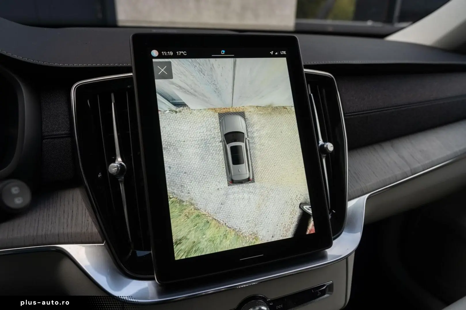 XC90 2.0 T8 AWD Plus Bright AirSusp Ventilation 360