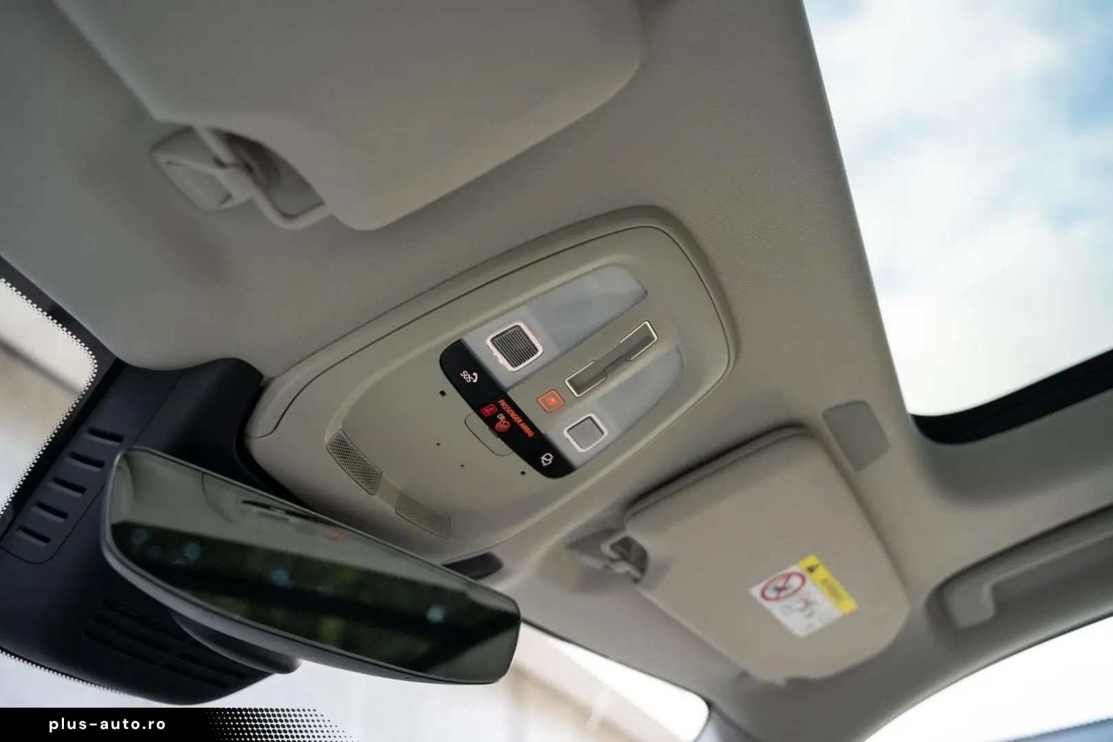 XC90 2.0 T8 AWD Plus Bright AirSusp Ventilation 360