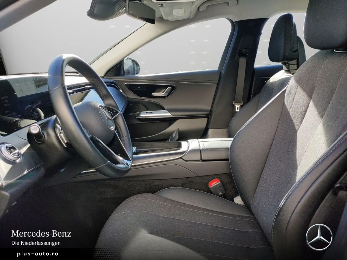 E 300 de Avantgarde Advanced LED DISTRONIC MBUX