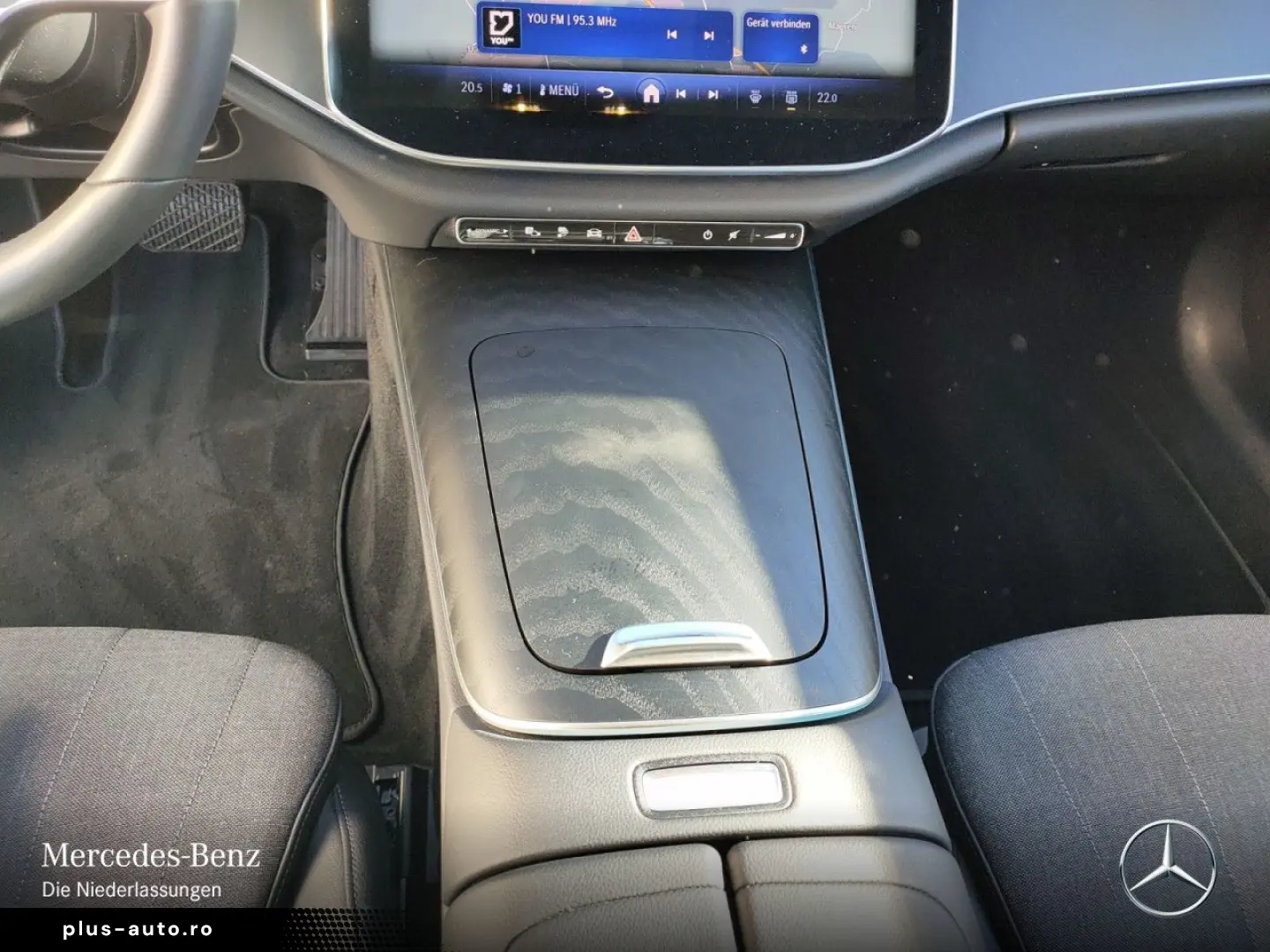 E 300 de Avantgarde Advanced LED DISTRONIC MBUX