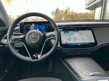 E 220d Avantgarde Distronic LED Keyless