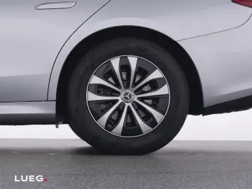 E 200 Avantgarde NavPrem LED Distr Totw KeyG RFK