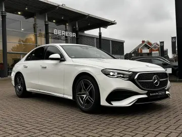 E 200 4M Allrad AMG Digital Light Distronic 360