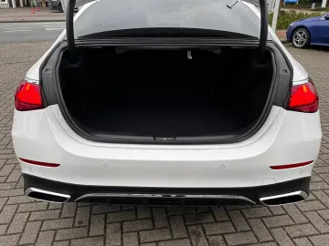 E 200 4M Allrad AMG Digital Light Distronic 360