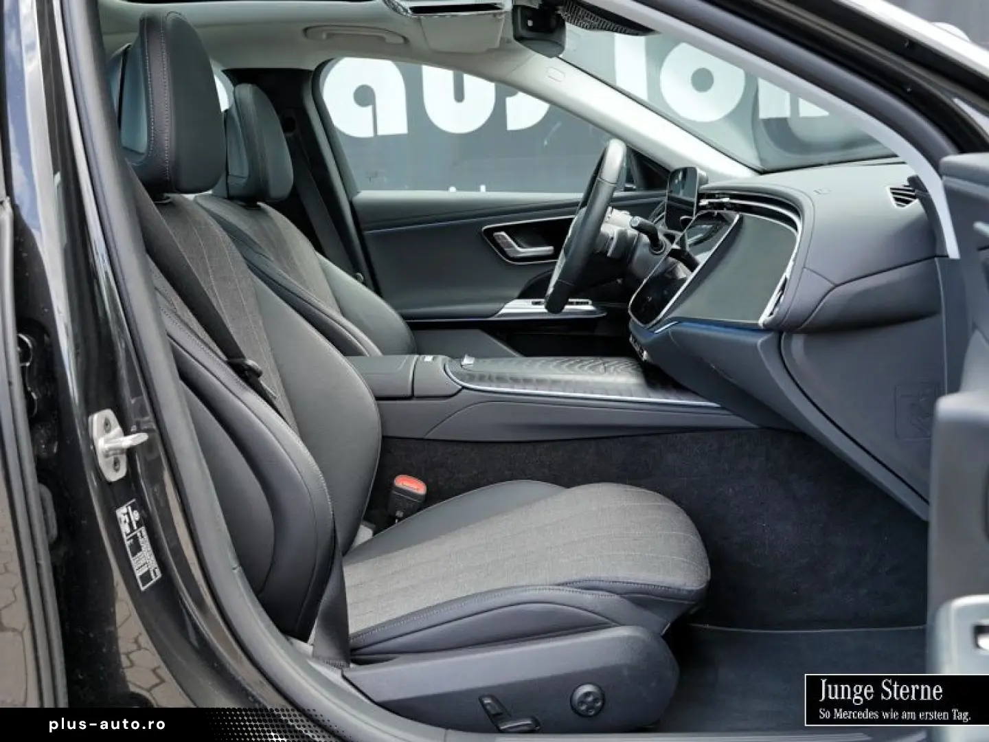 E 220 d AVANTGARDE ADV PANO DISTRO KAM TOTW 19''