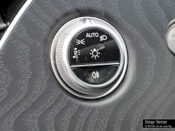 E 220 d AVANTGARDE ADV PANO DISTRO KAM TOTW 19''