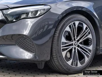 E 220 d AVANTGARDE ADV PANO DISTRO KAM TOTW 19''