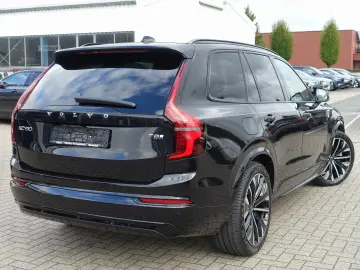 XC90 Plus Dark T8 AWD Plug-in LUFT PANO 360
