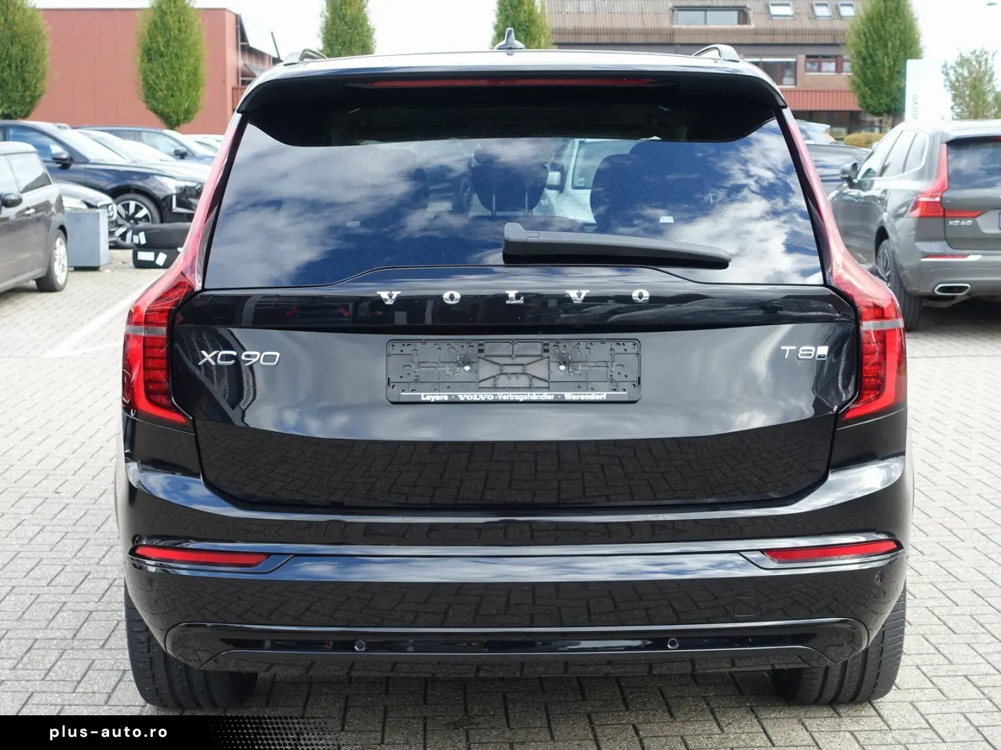 XC90 Plus Dark T8 AWD Plug-in LUFT PANO 360
