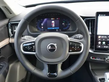 XC90 Plus Dark T8 AWD Plug-in LUFT PANO 360