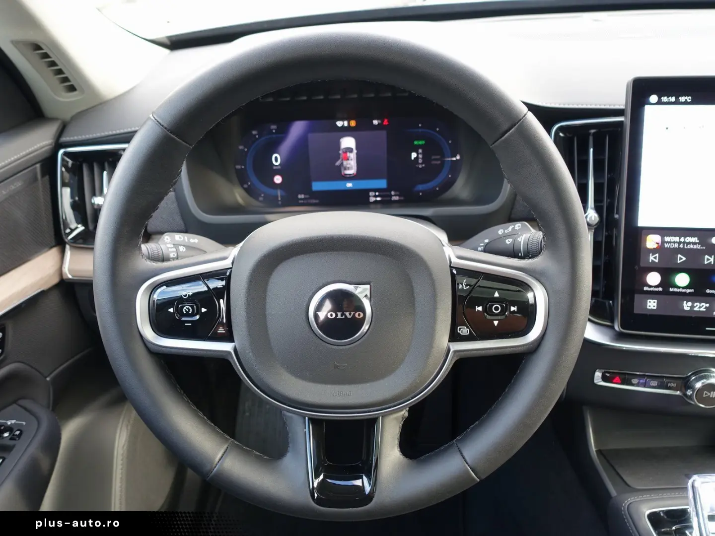 XC90 Plus Dark T8 AWD Plug-in LUFT PANO 360