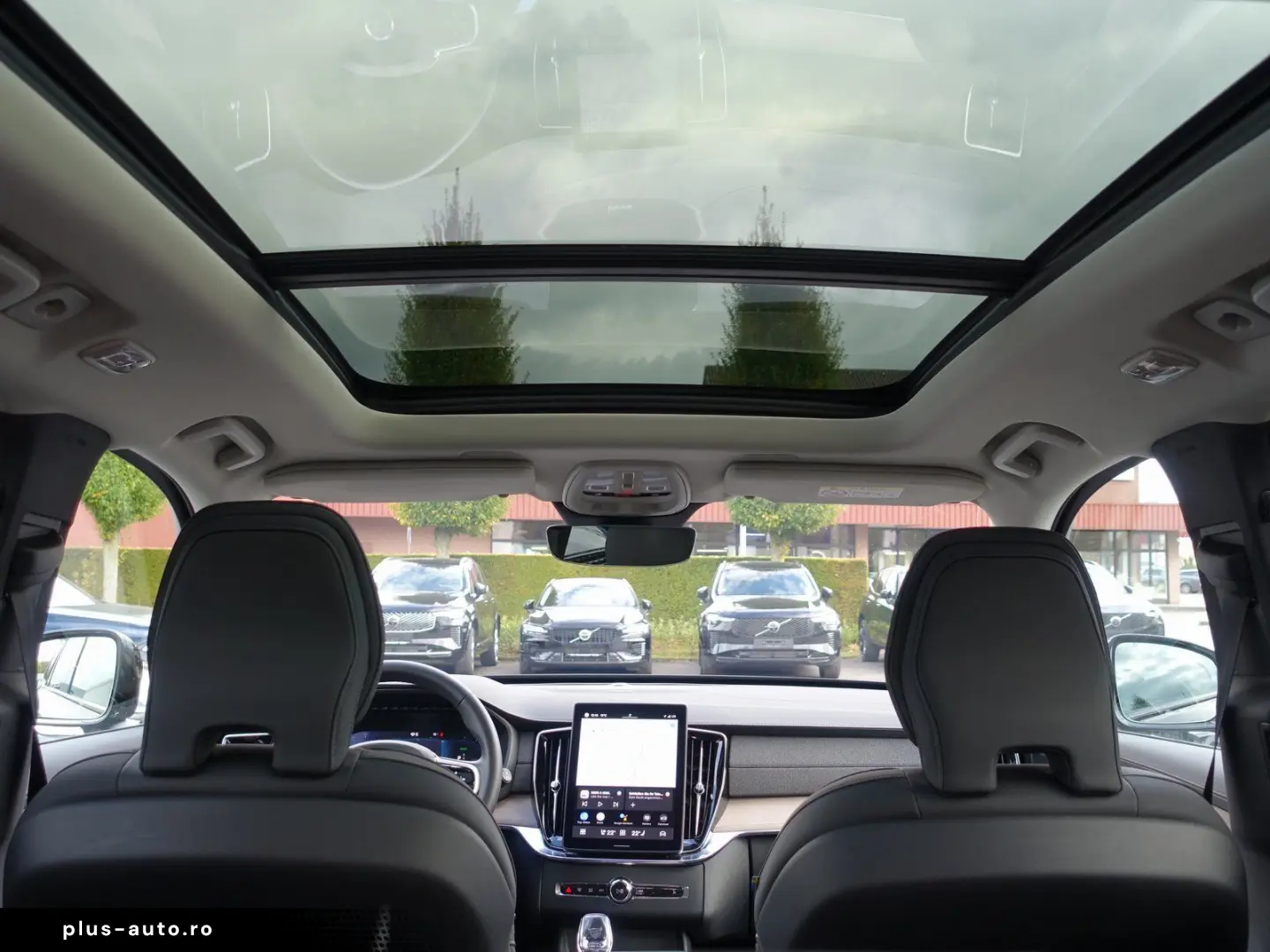 XC90 Plus Dark T8 AWD Plug-in LUFT PANO 360