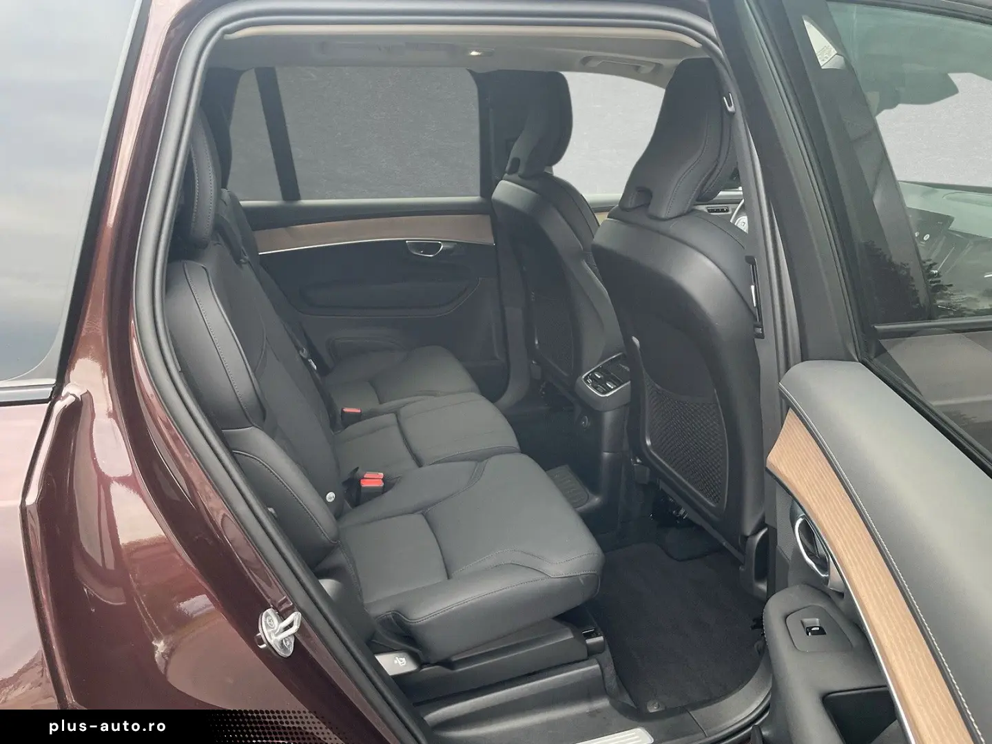 XC90 T8 AWD Plus Dark 7-Seats