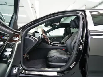 MAYBACH S 580 4 MATIC-V8- 4 Matic-MODELL 2025