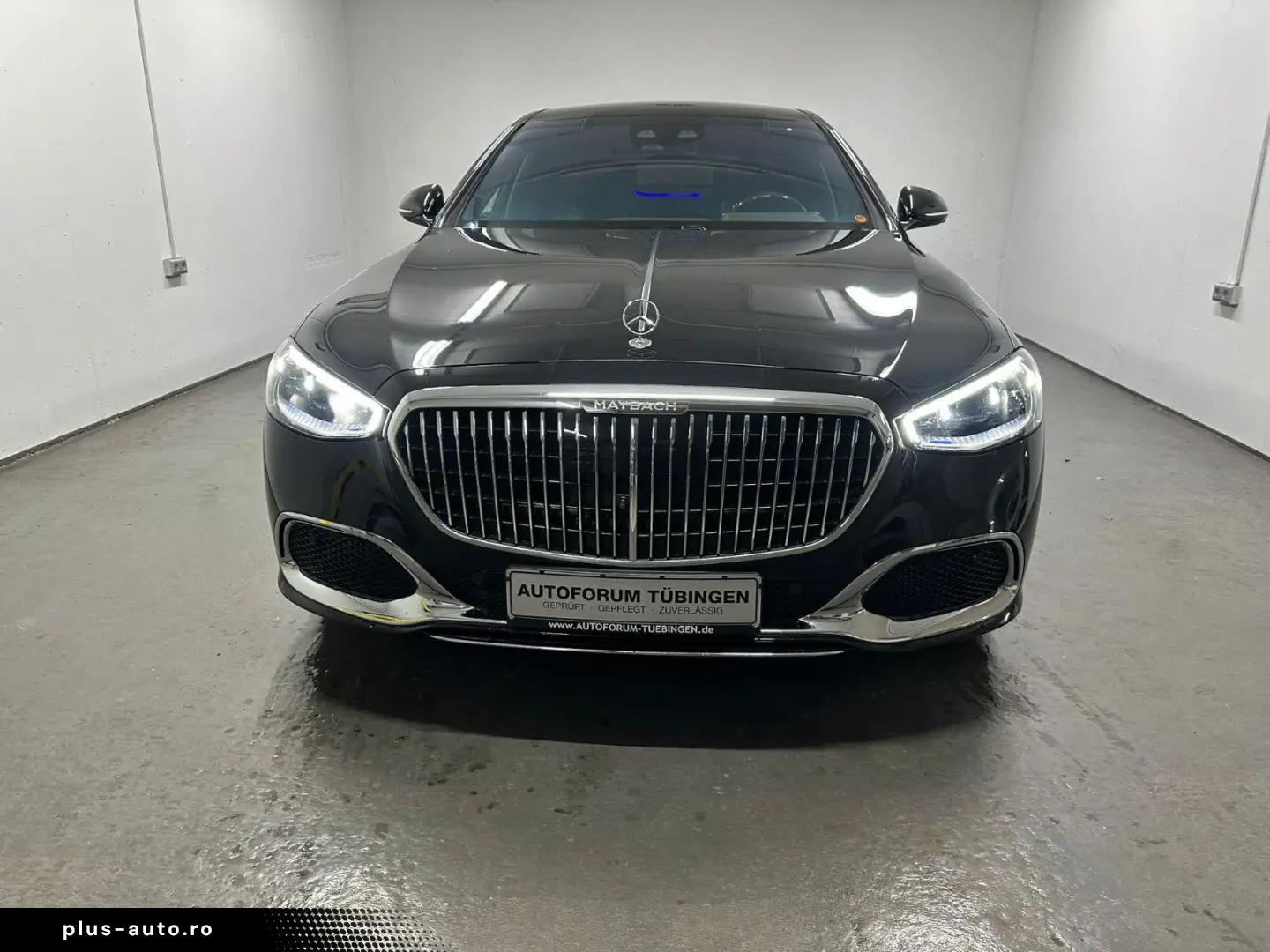 S 580 e MAYBACH  BUR 3D FOND ENTERTAINMENT
