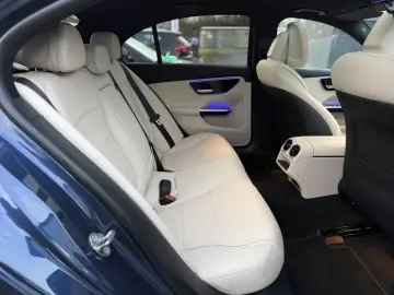 C 300 d 9G-TRONIC Avantgarde DIGILIGHT PANORAMA