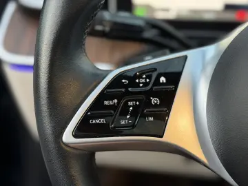 C 300 d 9G-TRONIC Avantgarde DIGILIGHT PANORAMA