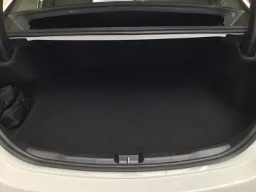 C 300 de AMG Night LED Burmester Panorama-SD