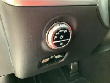 C 300 de AMG Night LED Burmester Panorama-SD