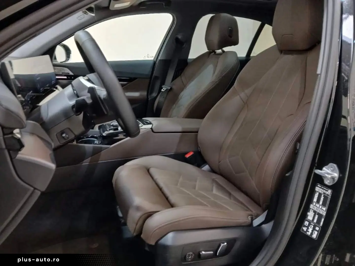 520xd Lim. ACC AHK PANO HuD 360 view B&W Memory