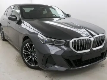 520i Limousine M Sport ACC H-K PANO HuD 4-ZK QI
