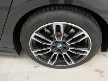 520i Limousine M Sport ACC H-K PANO HuD 4-ZK QI