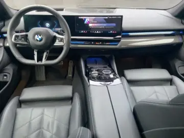 540 d xDrive Limo M-Sport HUD El. Panodach Navi