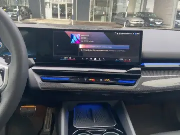 540 d xDrive Limo M-Sport HUD El. Panodach Navi