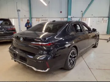 740d xDr M Sport AHK StHz SkyL B&W DAPro PAPro