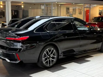 740 d xD M Sport Pano-Sky Experience-TV StHzg