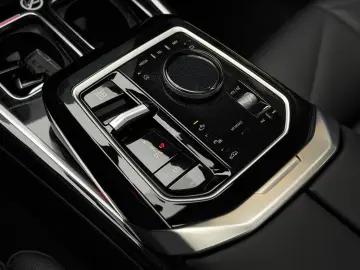 740 d xD M Sport Pano-Sky Experience-TV StHzg