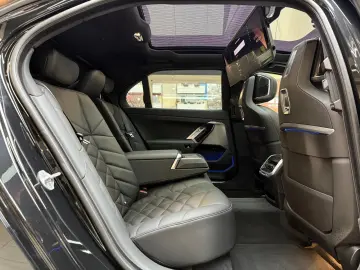 740 d xD M Sport Pano-Sky Experience-TV StHzg