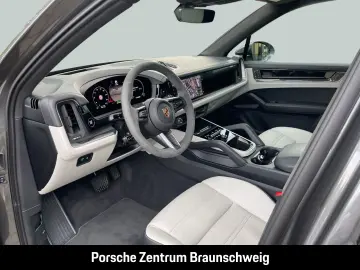 Cayenne E-Hybrid BOSE LED-Matrix  Panoramadach