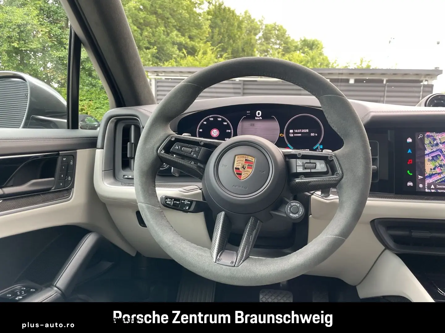 Cayenne E-Hybrid BOSE LED-Matrix  Panoramadach