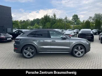 Cayenne E-Hybrid BOSE LED-Matrix  Panoramadach