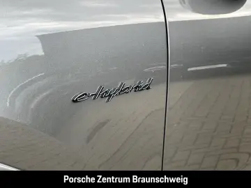 Cayenne E-Hybrid BOSE LED-Matrix  Panoramadach